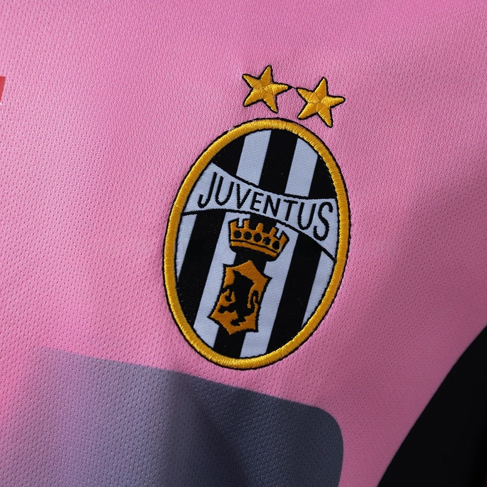 Juventus Jersey 2002-03 Goalkeeper Retro Football Kit product image 7
