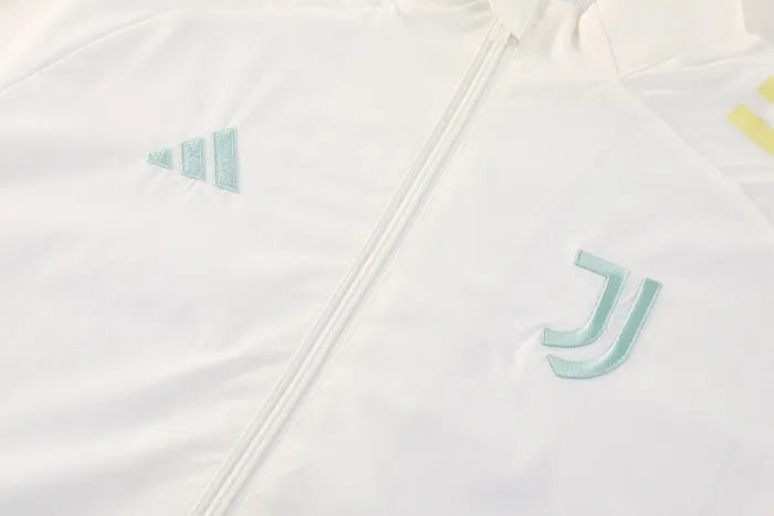 JUV Windbreaker 25/26 Football Kit Soccer Jersey product image 2