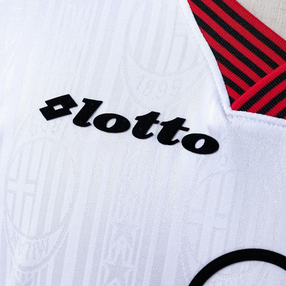 AC Milan Jersey 1997-98 Special Retro Football Kit product image 4