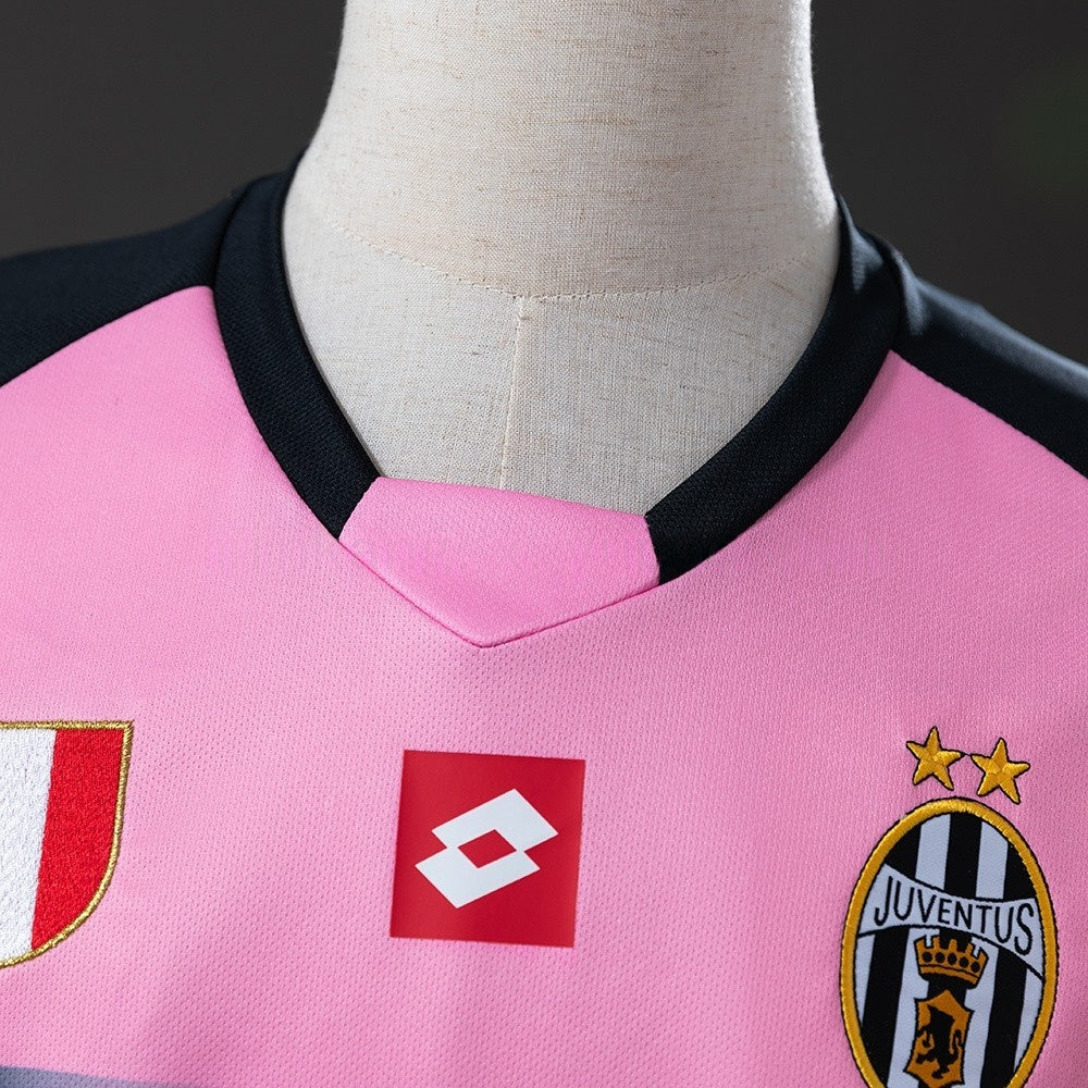 Juventus Jersey 2002-03 Goalkeeper Retro Football Kit product image 5