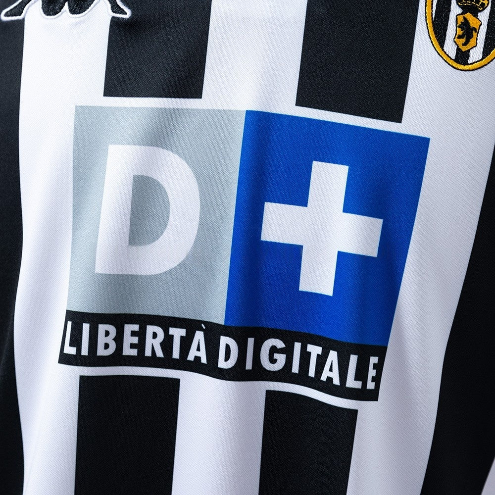 Juventus Jersey 1999-00 Home Retro Kit Long Sleeves product image 4