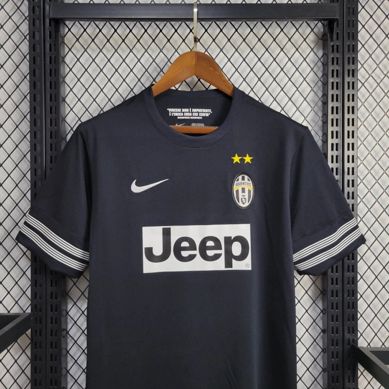 Retro Juventus Away Kit 12/13 Football Jersey product image 7