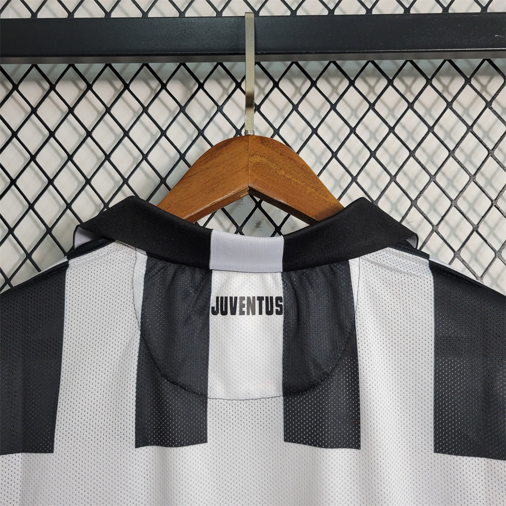 Juventus Jersey Home kit 2014-2015 Retro product image 9