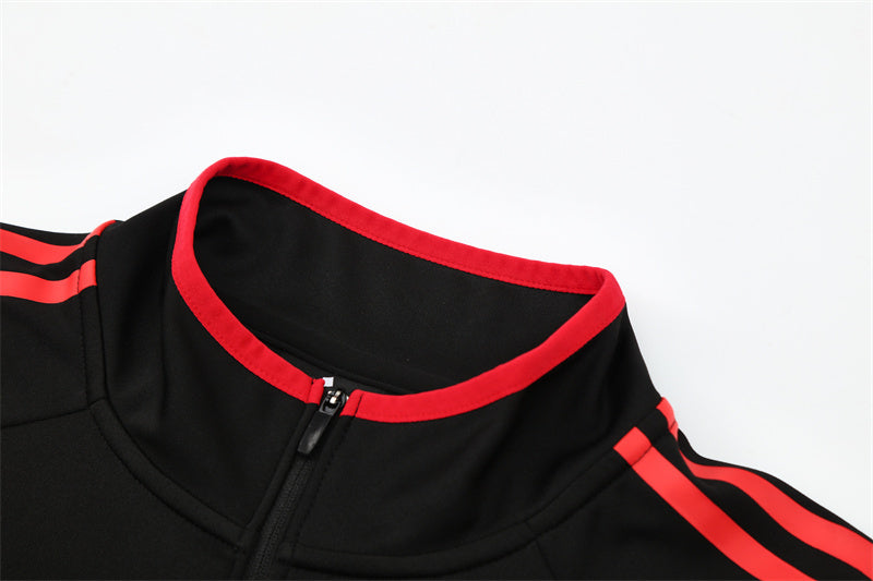 Retro AC Milan Training Tracksuits 2005-06 Football Kit product image 14