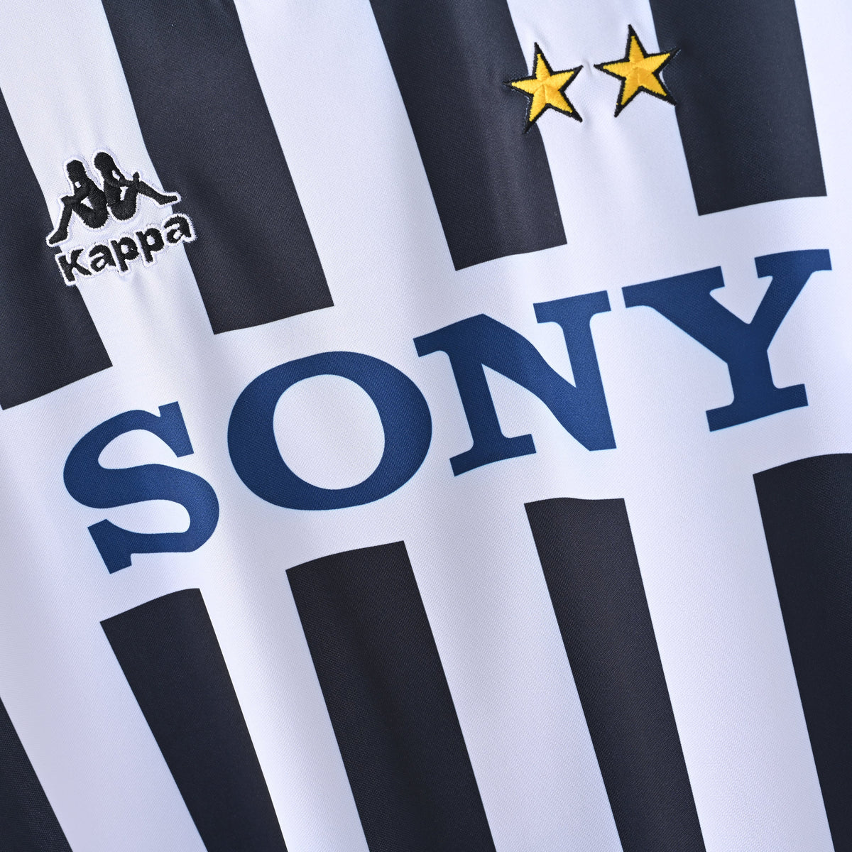 Retro Juventus Jersey 1996-97 Home Football Kit Soccer product image 4