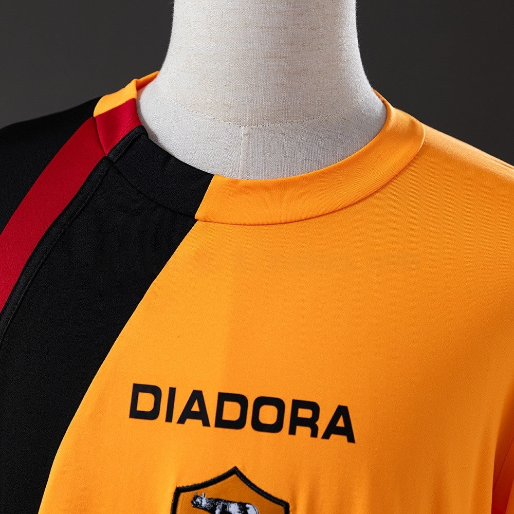 Rome Jersey 2005-06 Home Retro Football Kit product image 5
