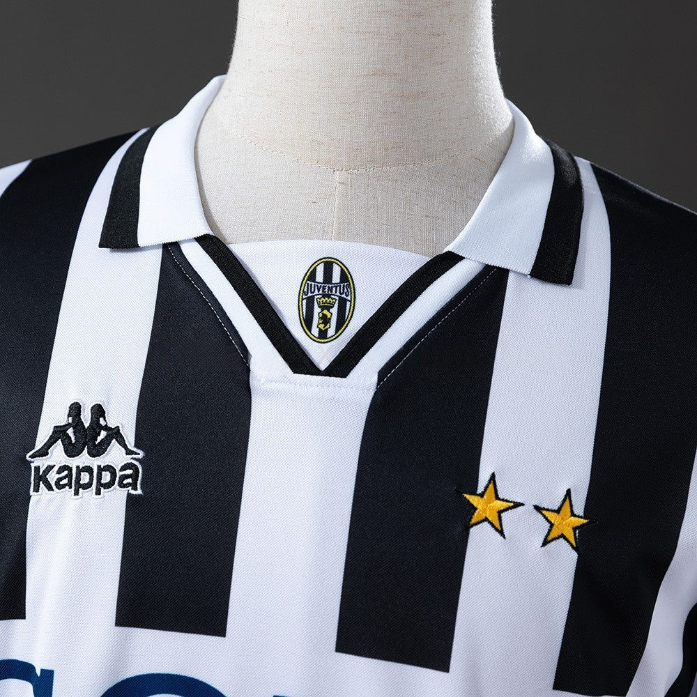 Juventus Jersey 1996-97 Home Retro Kit Long Sleeves product image 7