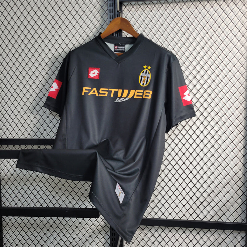 Juventus Jersey Away kit 01-02 Retro product image 1