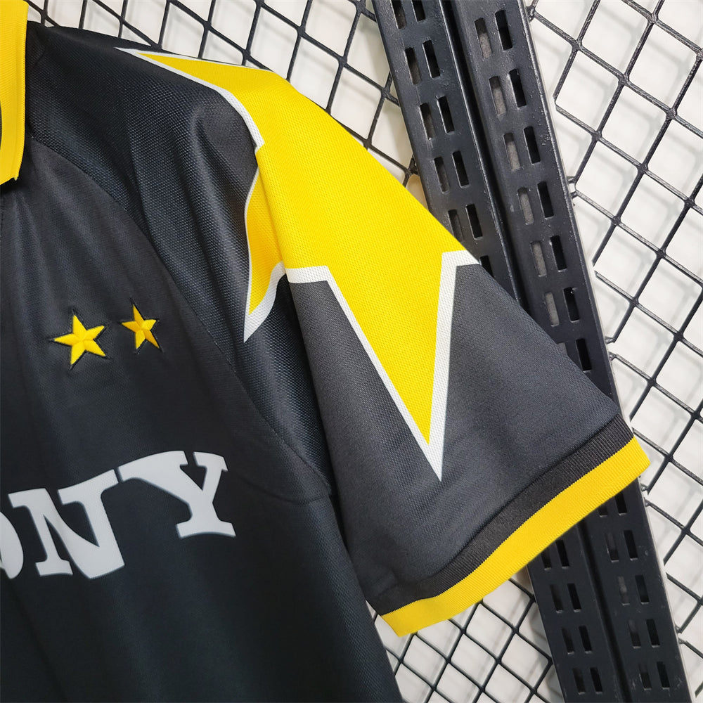 Retro 95-97 Juventus Home Jersey product image 4
