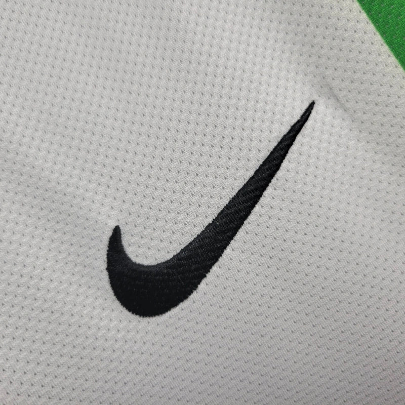 Retro Juventus Jersey Away Kit 2010/11 Football Soccer Shirt product image 7