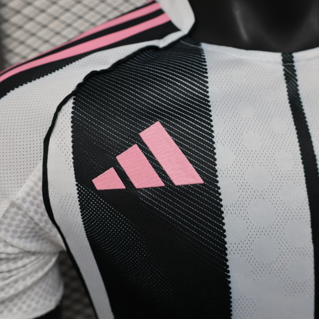 Player Version Juventus Jersey 25/26 Home Football Kit product image 8