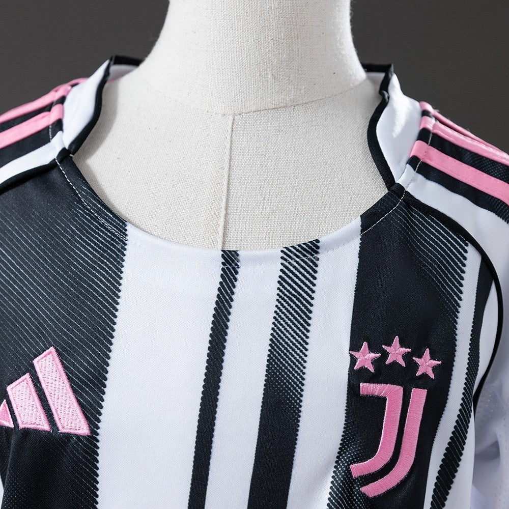 Kids Juventus Jersey 25/26 Home Football Kit product image 8