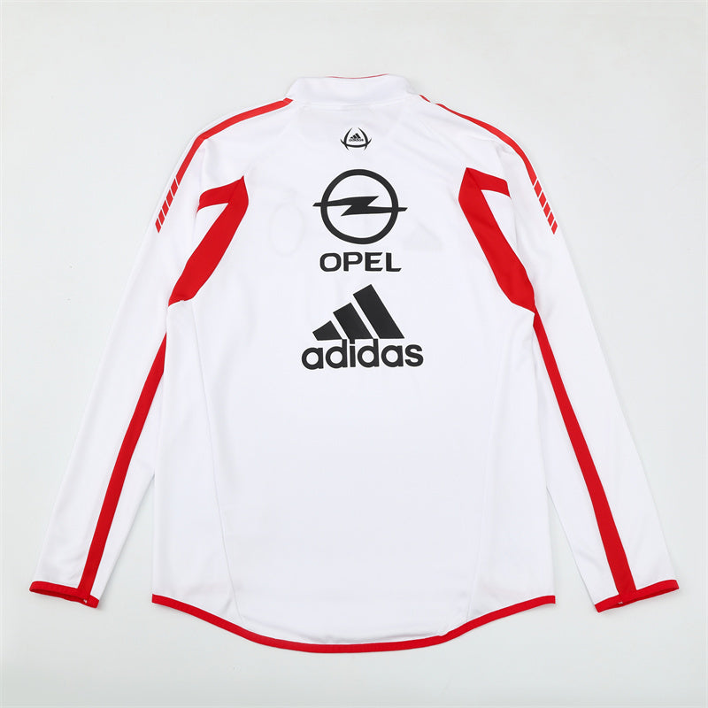 Retro AC Milan Training Tracksuits 2005-06 Football Kit product image 2