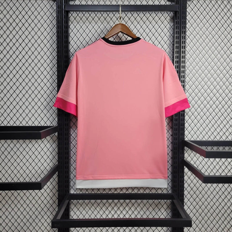 Retro Juventus Away Kit 15/16 Football Jersey product image 6