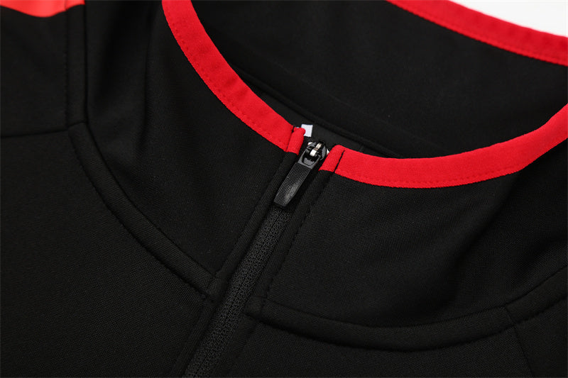 Retro AC Milan Training Tracksuits 2005-06 Football Kit product image 11