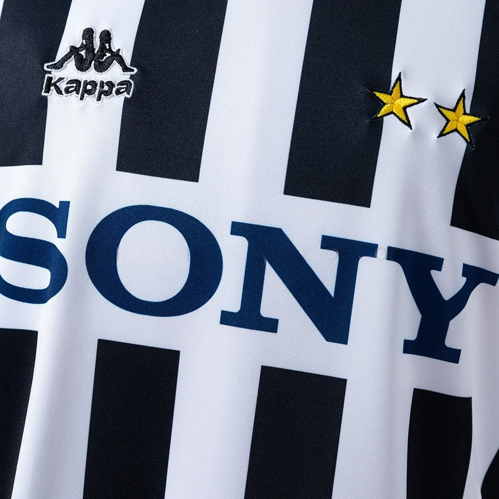 Juventus Jersey 1995-97 Home Retro Football Kit product image 6