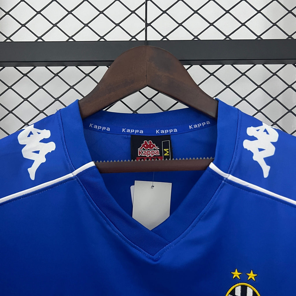 Retro Juventus Jersey 1999-00 Away Football Kit Soccer product image 6