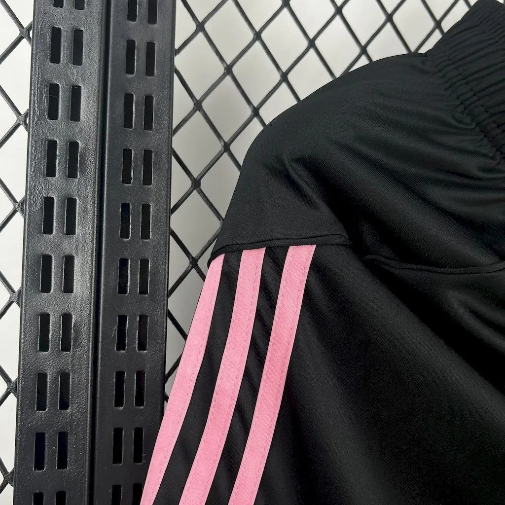 Juventus Shorts 25/26 Home Football Kit Soccer product image 2