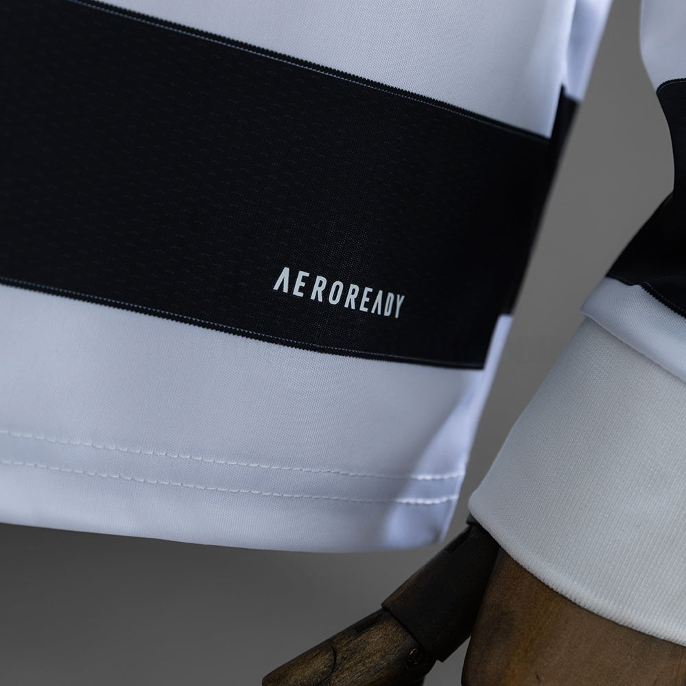 Juventus Fourth Jersey 2025/26 Long Sleeves Football Kit product image 7