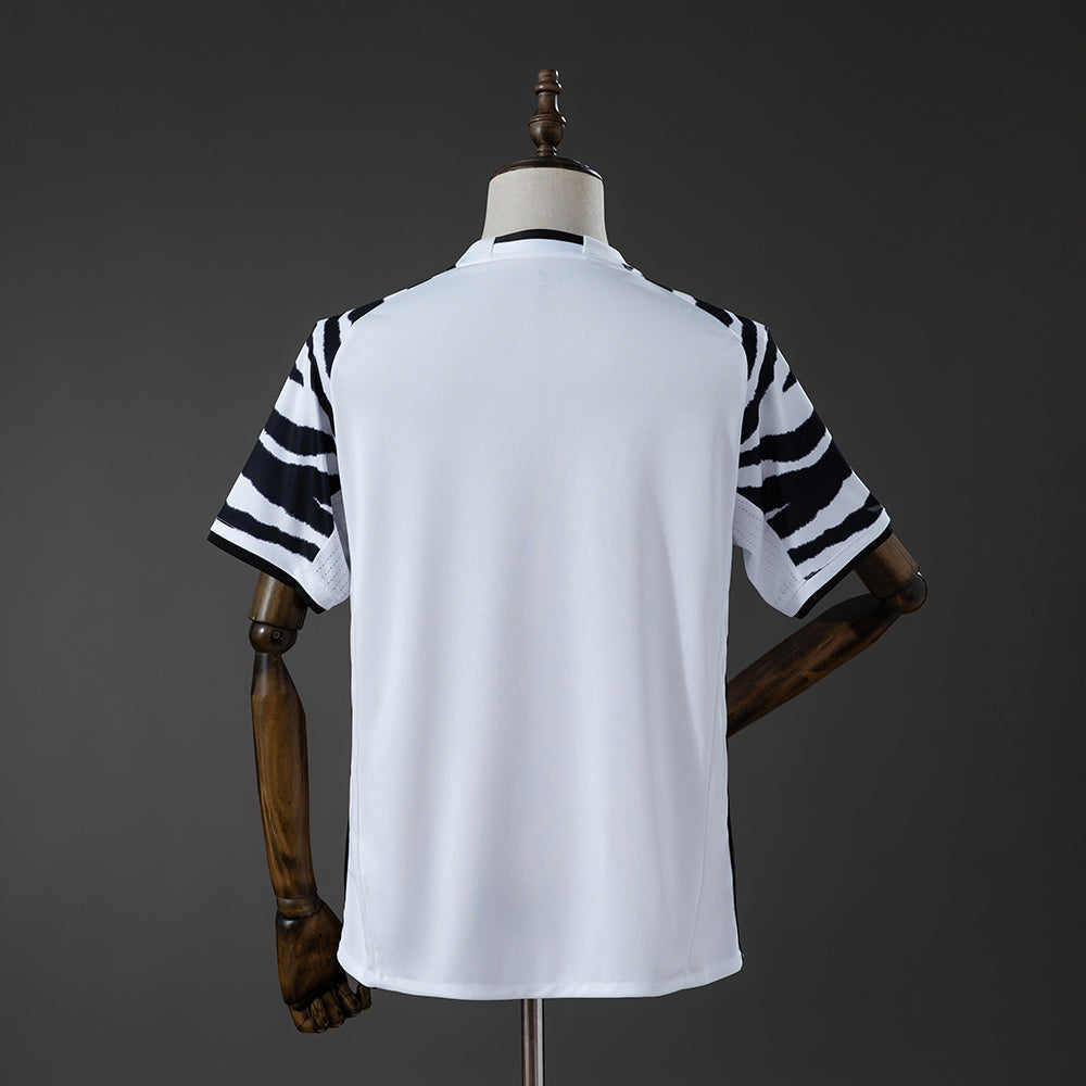 Retro Juventus Third Jersey 2016-2017 Football Kit Soccer product image 7