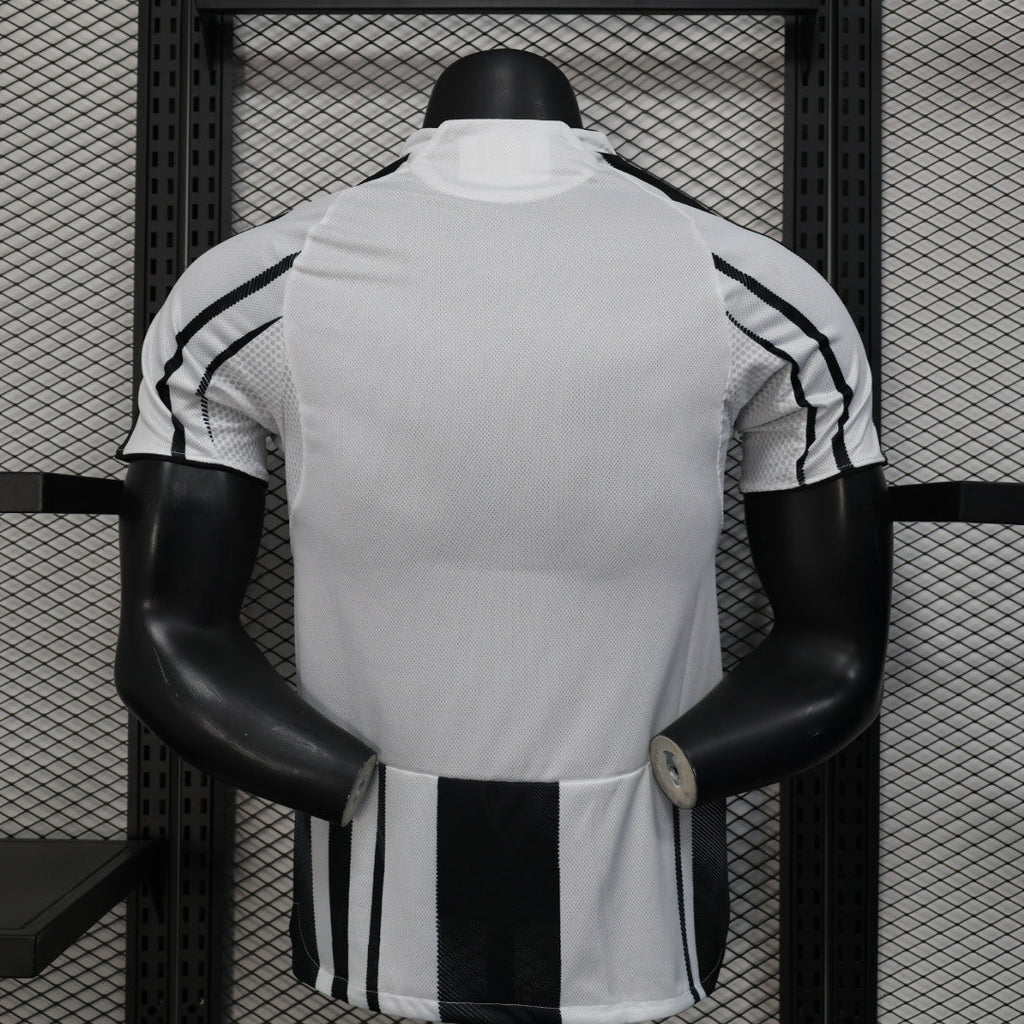 Player Version Juventus Jersey 25/26 Home Football Kit product image 2