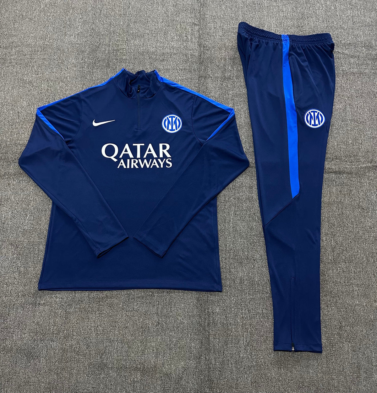 Kids Inter Milan Training Tracksuits 2026-2027 Football Kit product image 3