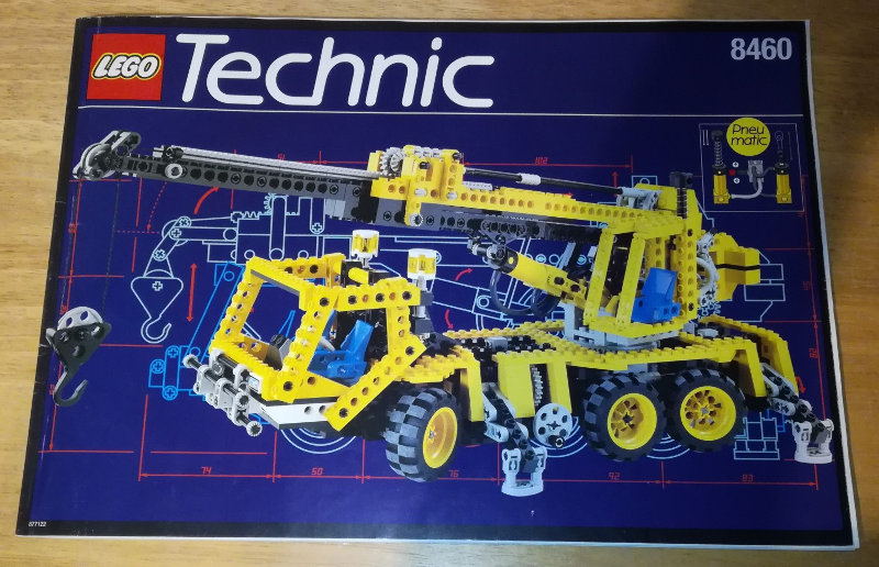 8460 Pneumatic Crane Truck / Mobile Crane (Used) LEGO TECHNIC product image 2, provided for visual reference and product