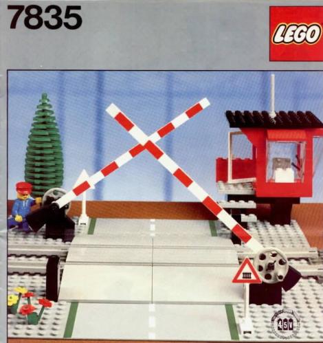 7835 Manual Road Crossing (Used) LEGO Trains product image 1, provided for visual reference and product detail review