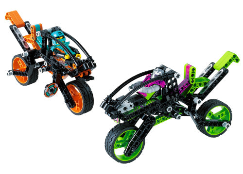 8305 Duel Bikes (Used) LEGO TECHNIC product image 1, provided for visual reference and product detail review