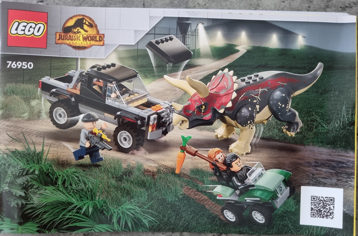 76950 Triceratops Pickup Truck Ambush (Used) LEGO Jurassic World product image 2, provided for visual reference and product