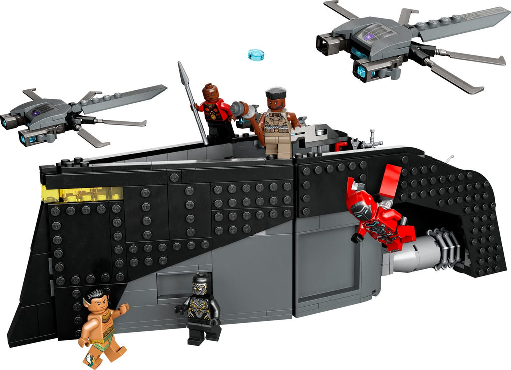 76214 Black Panther: War on the Water (Used) LEGO Super Heroes product image 1, provided for visual reference and product