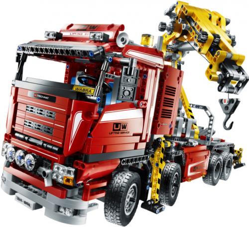 8258 Crane Truck (Certified) LEGO TECHNIC product image 1, provided for visual reference and product detail review