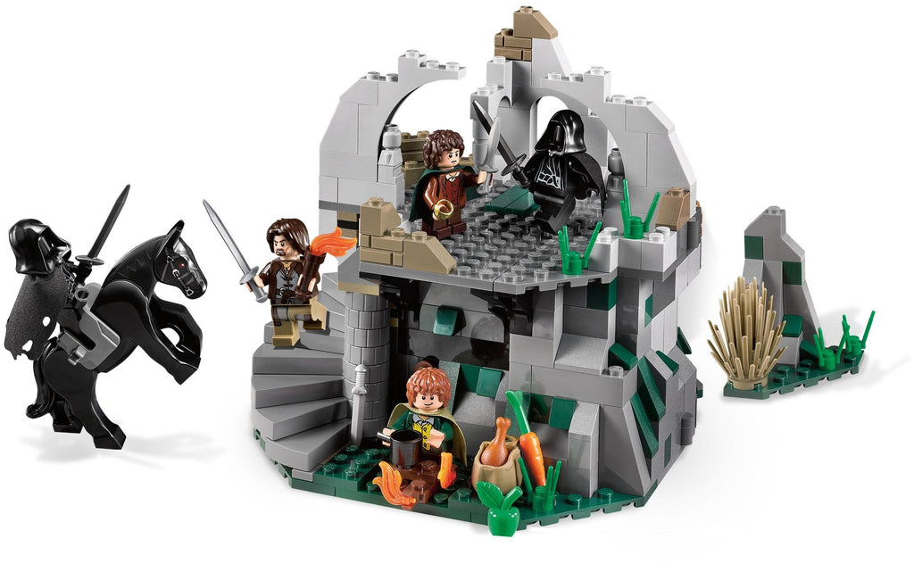 9472 Attack On Weathertop (Retired) LEGO The Lord of the Rings product image 2, provided for visual reference and product
