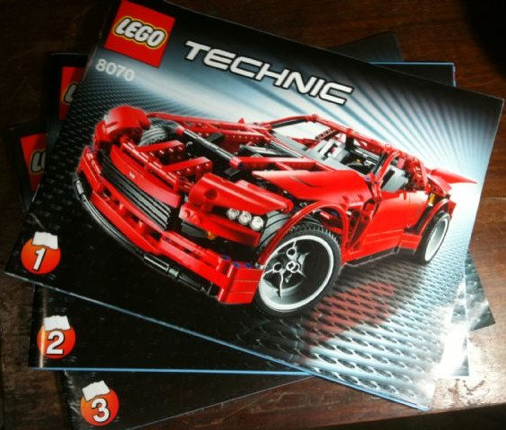 8070 Super Car (Used) LEGO TECHNIC product image 2, provided for visual reference and product detail review