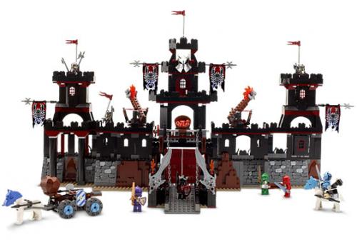 8877 Vladek's Dark Fortress (Used) LEGO Castle product image 1, provided for visual reference and product detail review