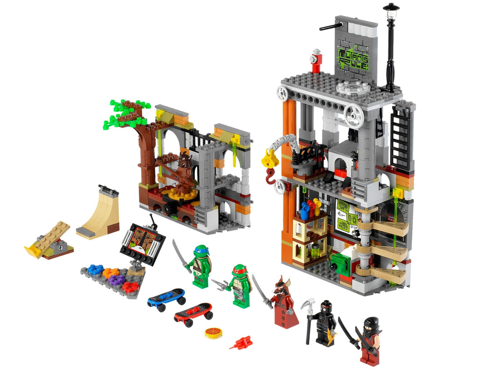 79103 Turtle Lair Attack (Used) LEGO Teenage Mutant Ninja Turtles product image 1, provided for visual reference and product
