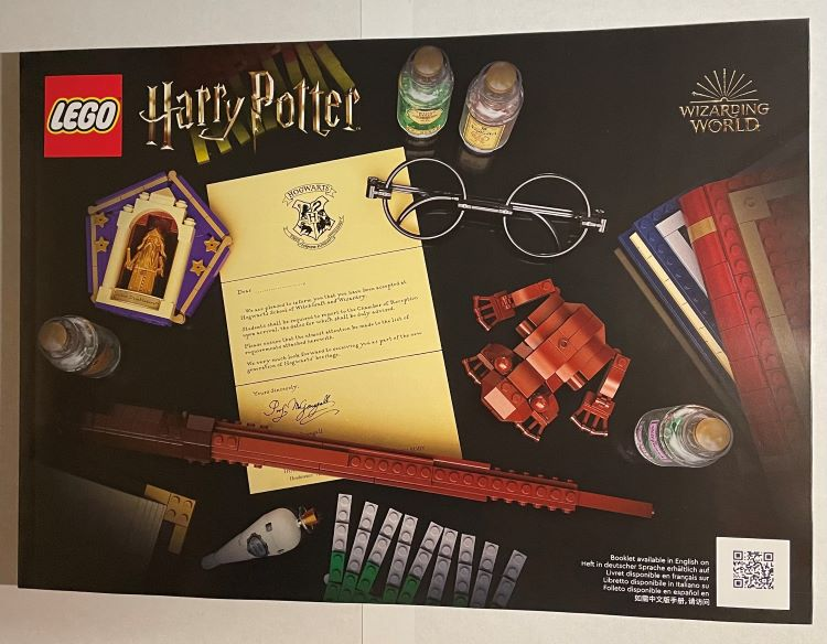 76391 Hogwarts Icons - Collectors' Edition (Certified) LEGO Harry Potter product image 2, provided for visual reference and