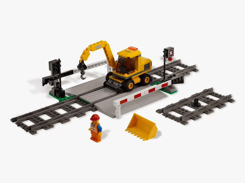 7936 Level Crossing (Used) LEGO City product image 1, provided for visual reference and product detail review