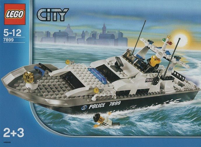 7899 Police Boat (Certified) LEGO City product image 2, provided for visual reference and product detail review