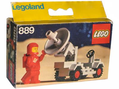 889 Radar Truck (Retired) LEGO Space product image 1, provided for visual reference and product detail review