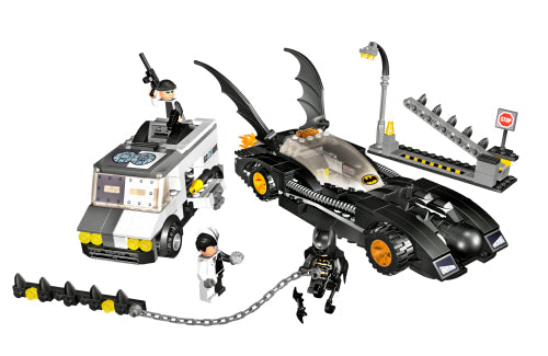 7781 The Batmobile: Two-Face's Escape (Used) LEGO Super Heroes product image 1, provided for visual reference and product