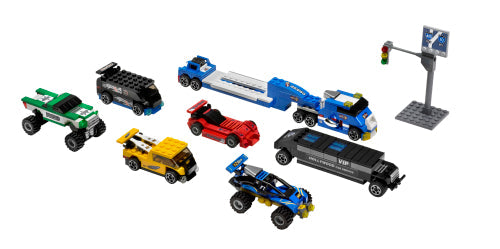 8495 Crosstown Craze (Used) LEGO Racers product image 1, provided for visual reference and product detail review