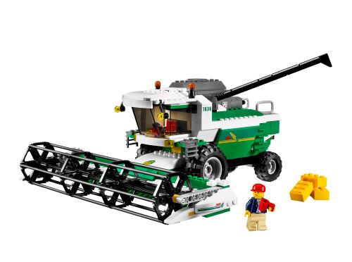 7636 Combine Harvester (Used) LEGO City product image 1, provided for visual reference and product detail review