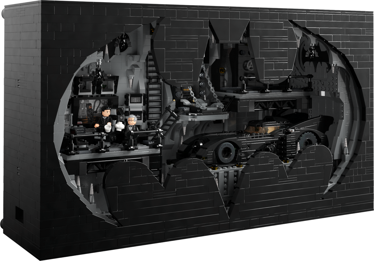 76252 Batcave Shadowbox (Used) LEGO Super Heroes product image 1, provided for visual reference and product detail review