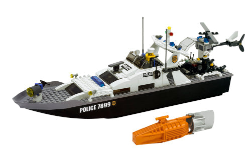 7899 Police Boat (Used) LEGO City product image 1, provided for visual reference and product detail review
