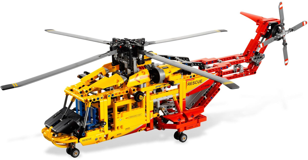 9396 Helicopter (Retired) LEGO TECHNIC product image 2, provided for visual reference and product detail review