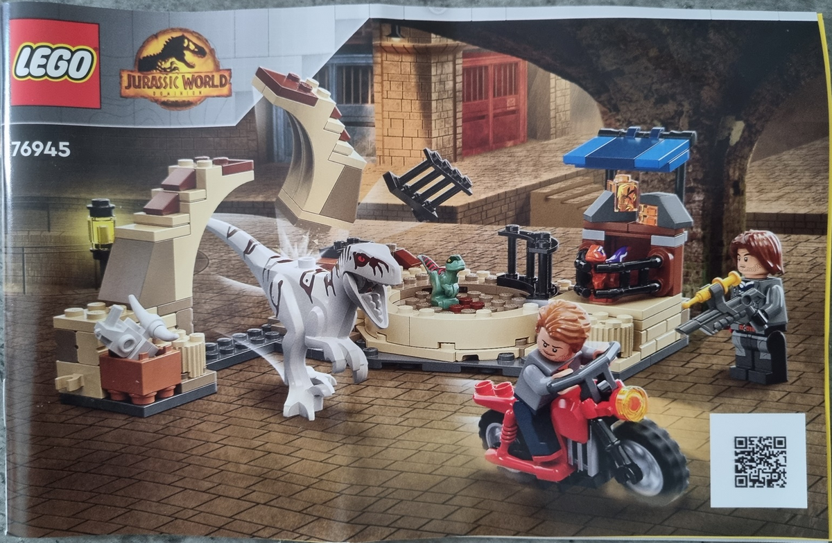 76945 Atrociraptor Dinosaur: Bike Chase (Certified) LEGO Jurassic World product image 2, provided for visual reference and