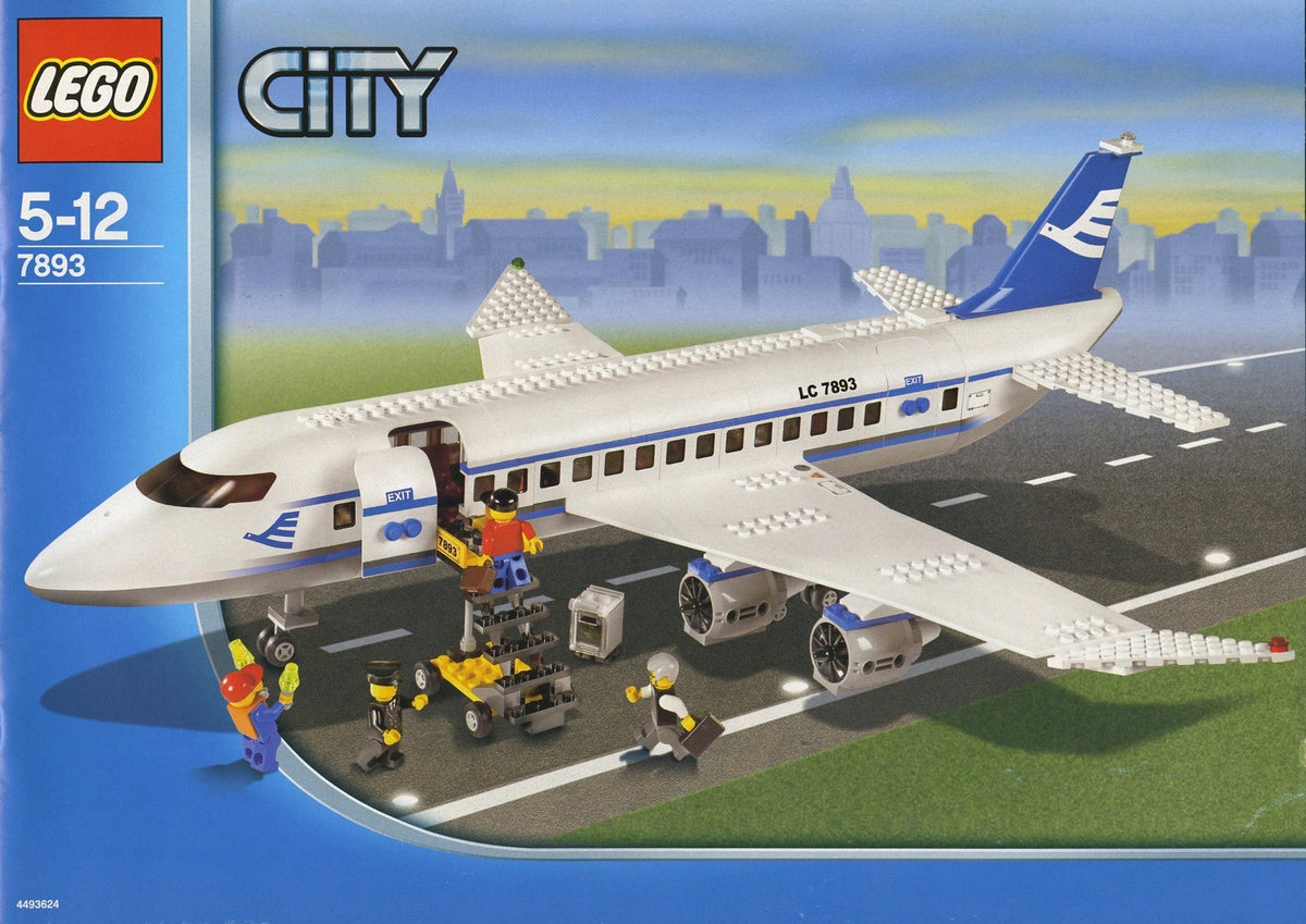 7893 Passenger Plane (Used) LEGO City product image 2, provided for visual reference and product detail review