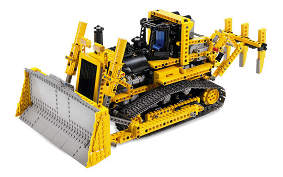 8275 Motorized Bulldozer (Used) LEGO TECHNIC product image 1, provided for visual reference and product detail review
