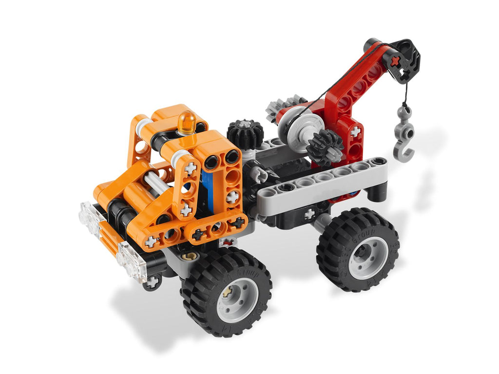 9390 Mini Tow Truck (Retired) LEGO TECHNIC product image 2, provided for visual reference and product detail review